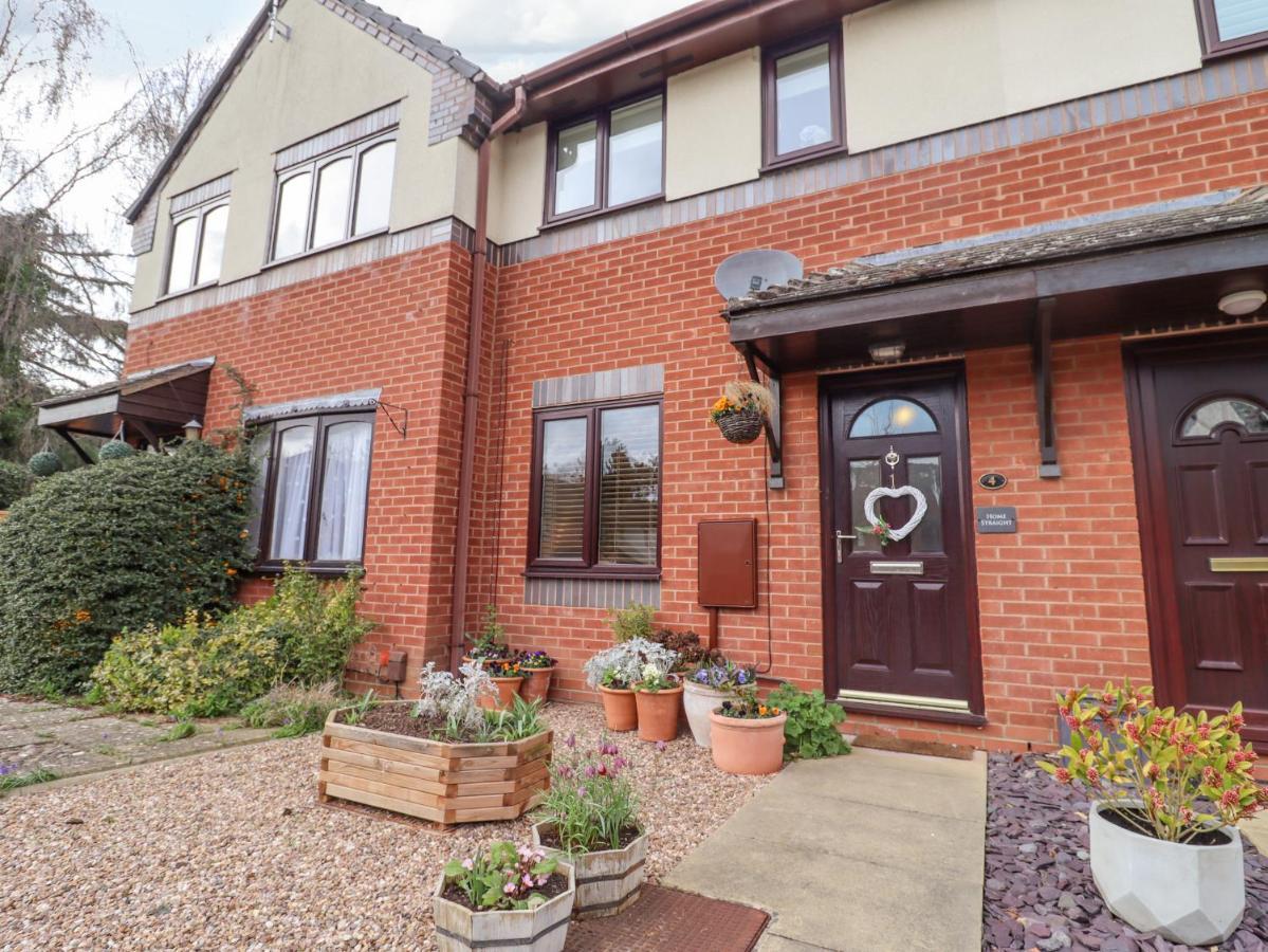 Home-Straight Stratford-upon-Avon Exterior foto